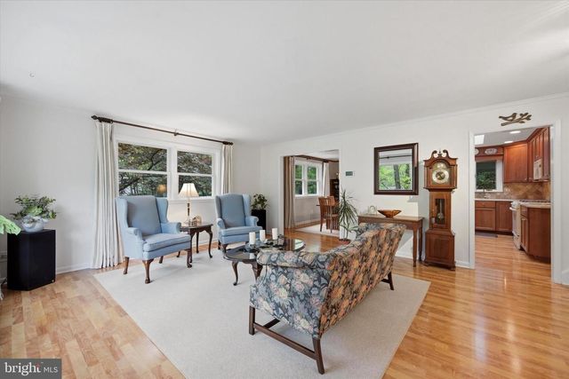 573 BROOKWOOD RD, Wayne, PA 19087