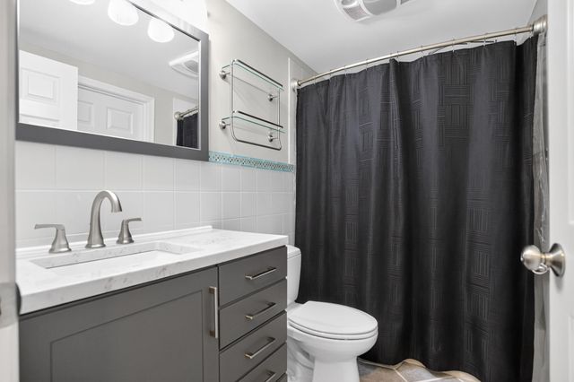 6442 WHITES MILL LN, Warrenton, VA 20187