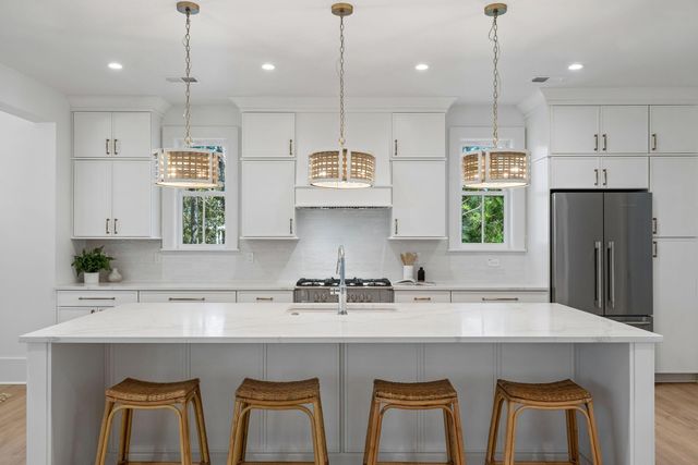 2265 Beckenham Drive, Mount Pleasant, SC 29466