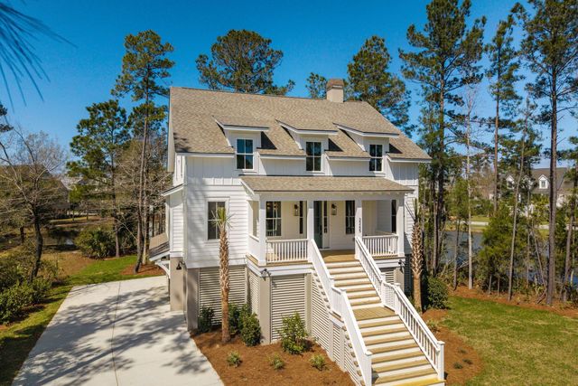 2265 Beckenham Drive, Mount Pleasant, SC 29466