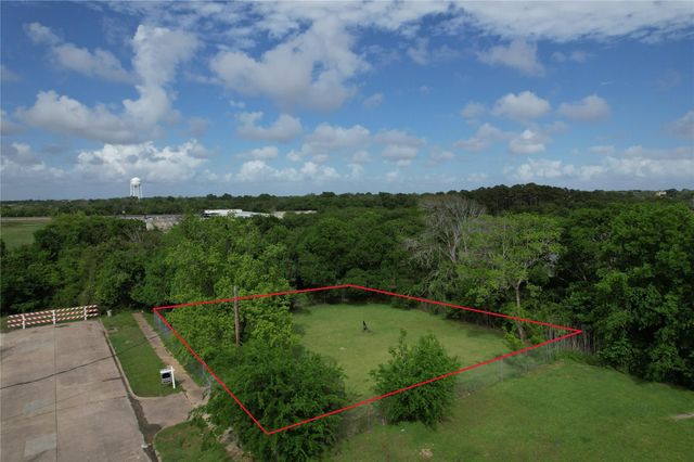 206 Avenue L, Baytown, TX 77520