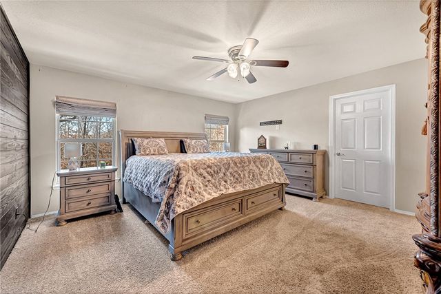 6 McCollough Lane, Bella Vista, AR 72715