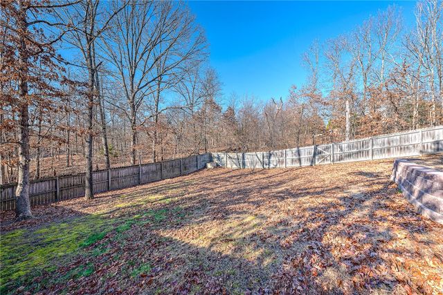 6 McCollough Lane, Bella Vista, AR 72715