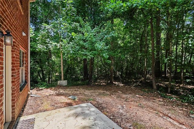 2700 Haynescrest Drive, Grayson, GA 30017
