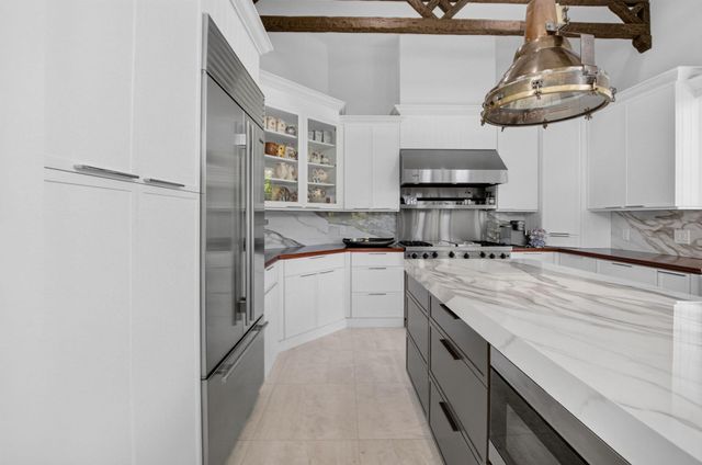 6020 NW 23rd Terrace, Boca Raton, FL 33496