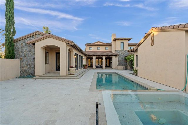 741 Kalthoff Common, Livermore, CA 94550