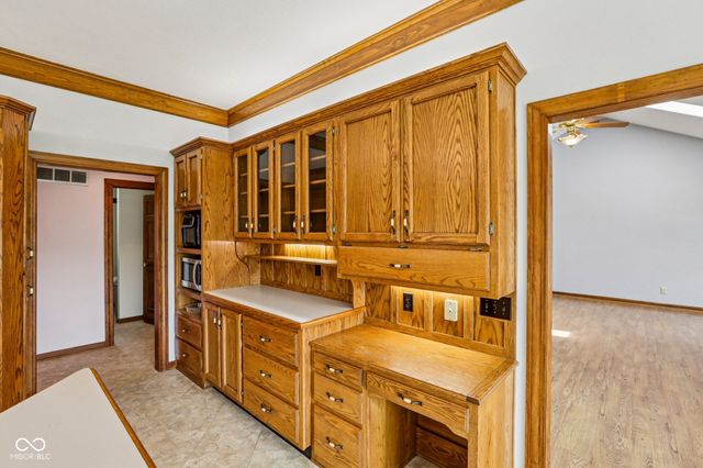 950 Silver Hill Lane, Greenwood, IN 46142