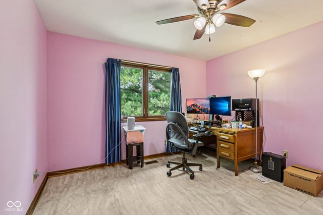 950 Silver Hill Lane, Greenwood, IN 46142