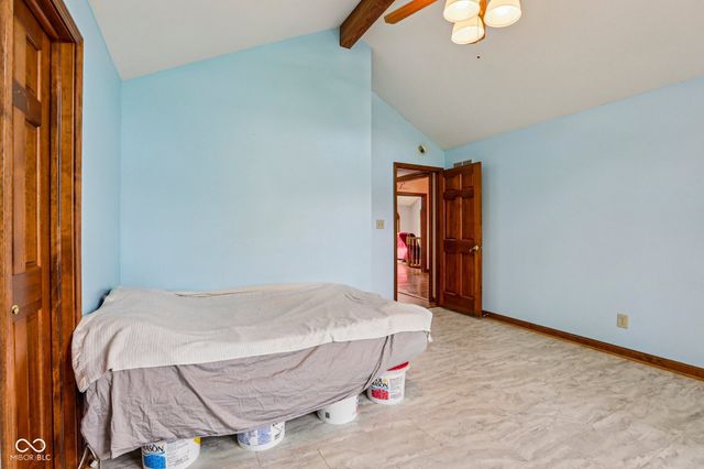 950 Silver Hill Lane, Greenwood, IN 46142