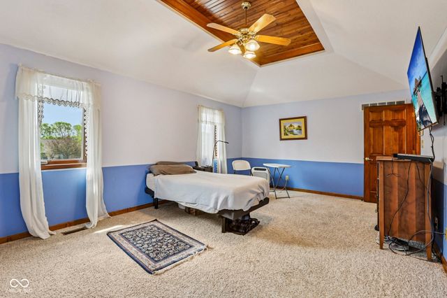 950 Silver Hill Lane, Greenwood, IN 46142