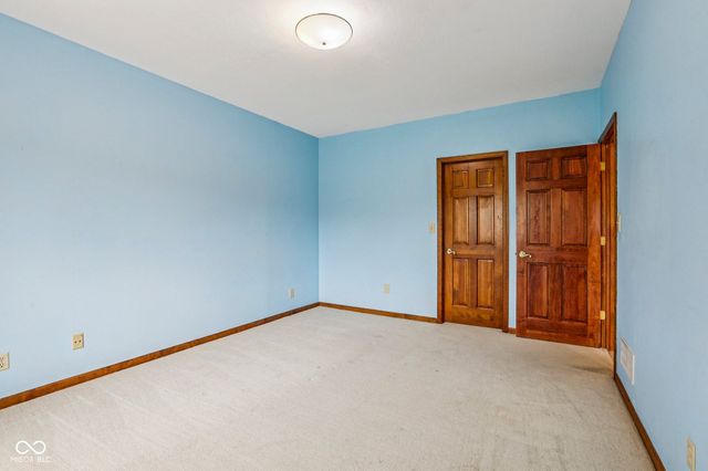 950 Silver Hill Lane, Greenwood, IN 46142