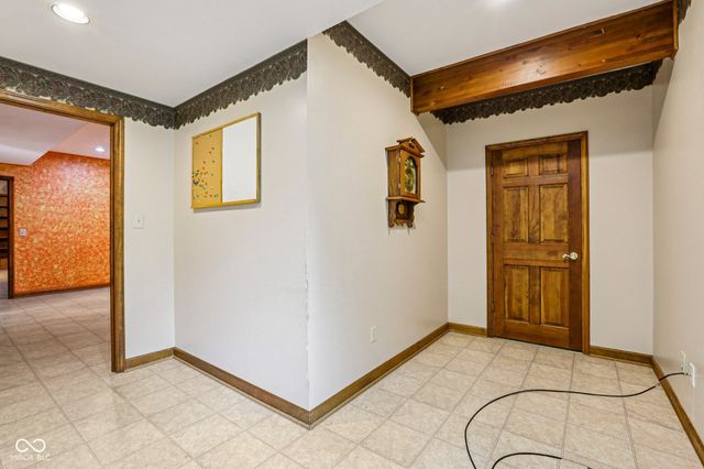 950 Silver Hill Lane, Greenwood, IN 46142