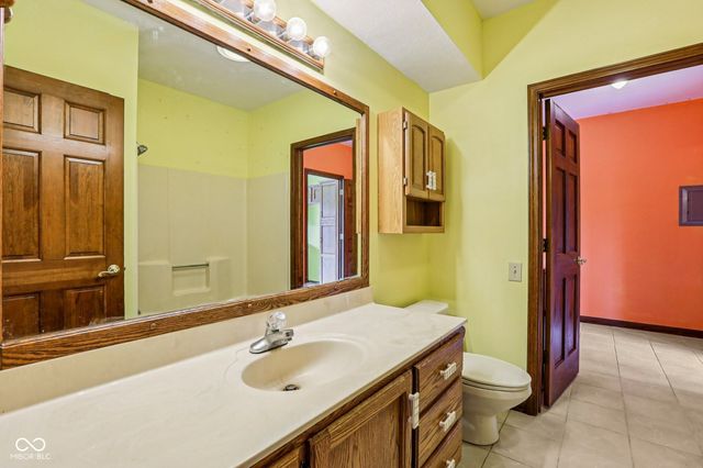 950 Silver Hill Lane, Greenwood, IN 46142