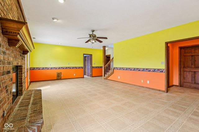 950 Silver Hill Lane, Greenwood, IN 46142
