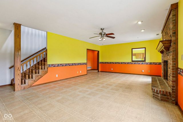 950 Silver Hill Lane, Greenwood, IN 46142