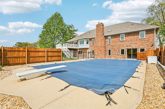 950 Silver Hill Lane, Greenwood, IN 46142