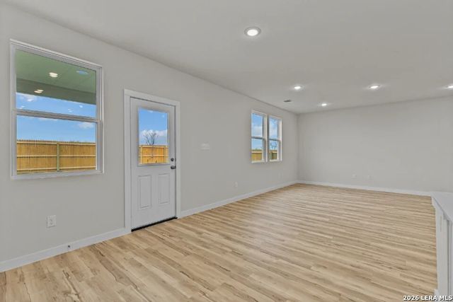 2310 Crisp Gln, San Antonio, TX 78224