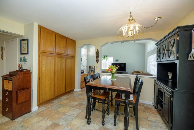 1154 Le Corbusier Ct, Stockton, CA 95206