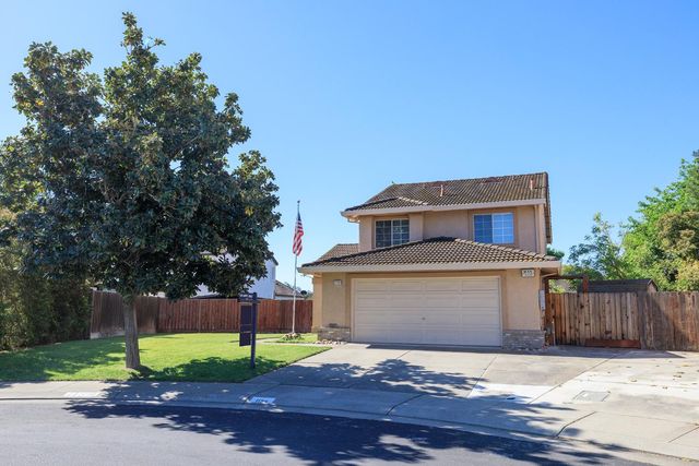 1154 Le Corbusier Ct, Stockton, CA 95206