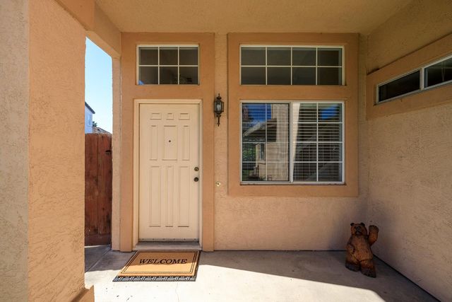 1154 Le Corbusier Ct, Stockton, CA 95206