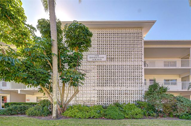 5150 10TH AVENUE N 211, St Petersburg, FL 33710