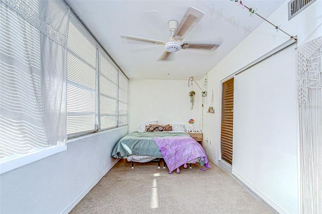 5150 10TH AVENUE N 211, St Petersburg, FL 33710