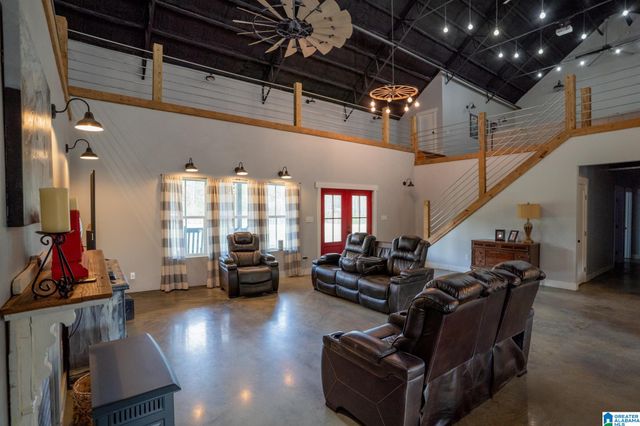 17571 GROUNDHOG ROAD, Adger, AL 35006