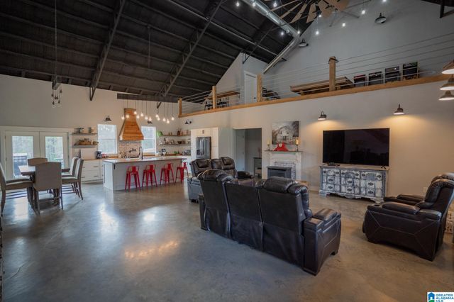 17571 GROUNDHOG ROAD, Adger, AL 35006