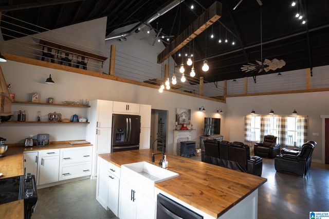 17571 GROUNDHOG ROAD, Adger, AL 35006