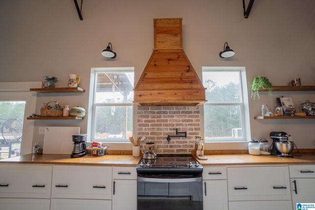 17571 GROUNDHOG ROAD, Adger, AL 35006