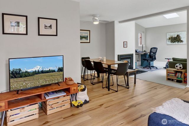 1804 Olympic Place, Bellingham, WA 98229