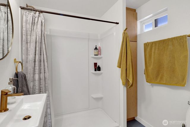 1804 Olympic Place, Bellingham, WA 98229