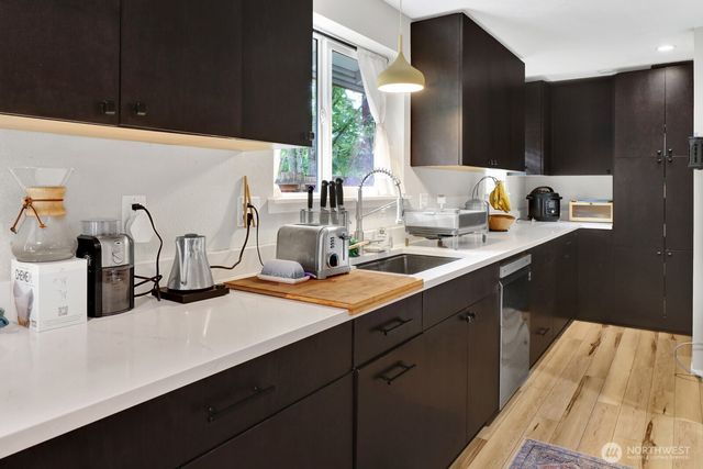 1804 Olympic Place, Bellingham, WA 98229
