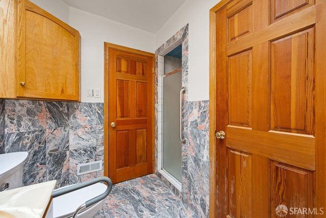 2471 40th Avenue, San Francisco, CA 94116