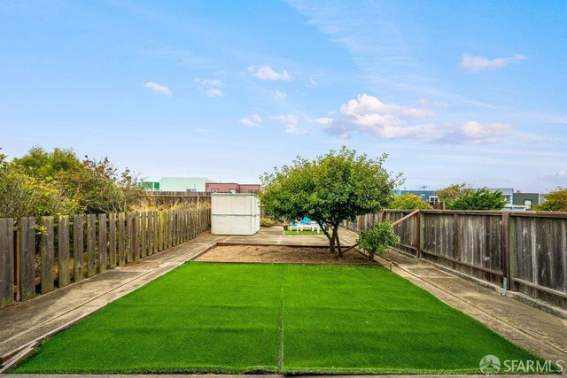 2471 40th Avenue, San Francisco, CA 94116