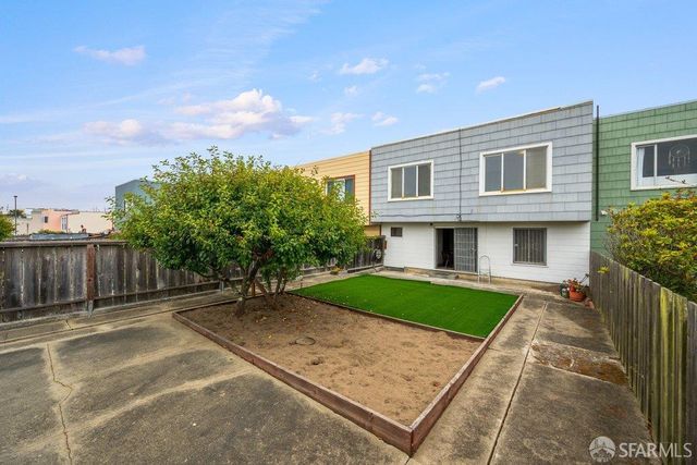 2471 40th Avenue, San Francisco, CA 94116
