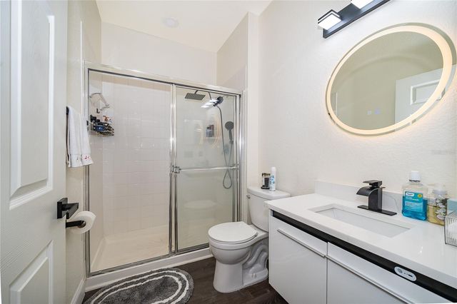 2334 GRAND CENTRAL PARKWAY 16, Orlando, FL 32839