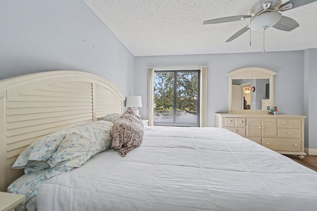 6093 Pointe Regal Circle 303, Delray Beach, FL 33484