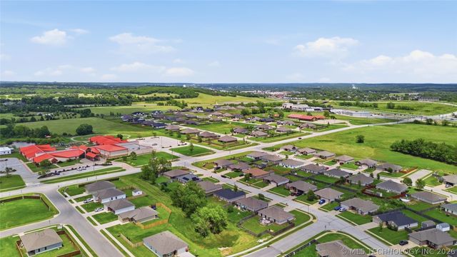 23582 S Mae Dr Drive, Claremore, OK 74019