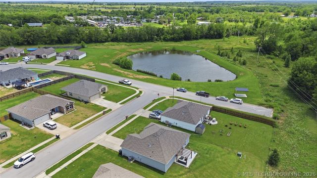 23582 S Mae Dr Drive, Claremore, OK 74019