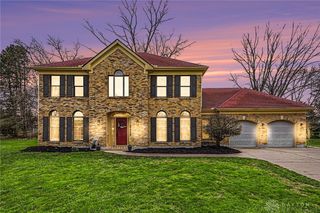 180 Southway Drive, Beavercreek, OH 45440