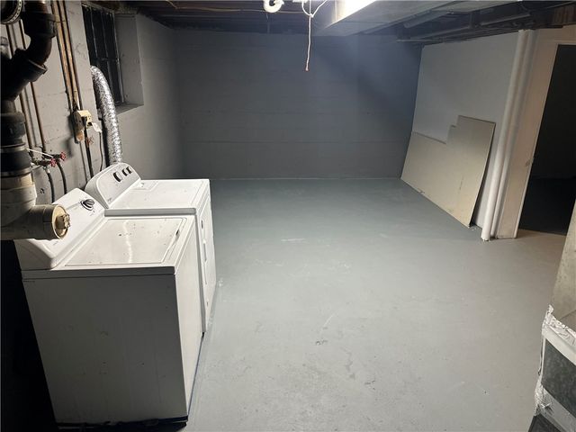 2 Doric Avenue, Cranston, RI 02910