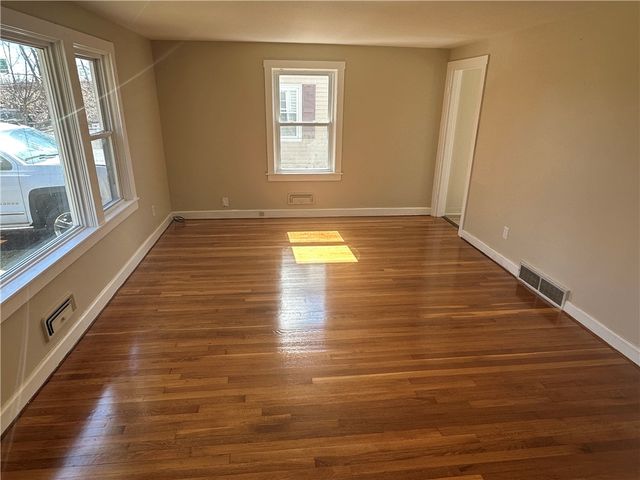 2 Doric Avenue, Cranston, RI 02910