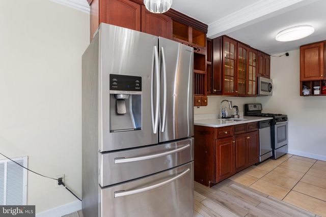 9201 NEW HAMPSHIRE AVE #B-2, Silver Spring, MD 20903