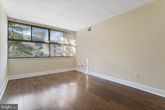 9201 NEW HAMPSHIRE AVE #B-2, Silver Spring, MD 20903