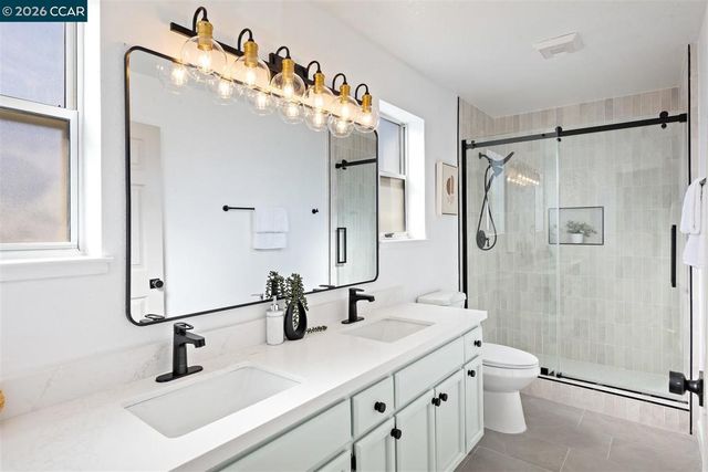 619 Commodore Dr, Richmond, CA 94804