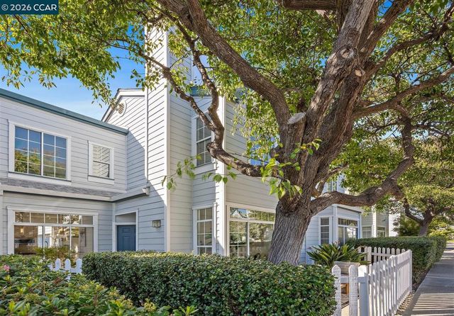 619 Commodore Dr, Richmond, CA 94804