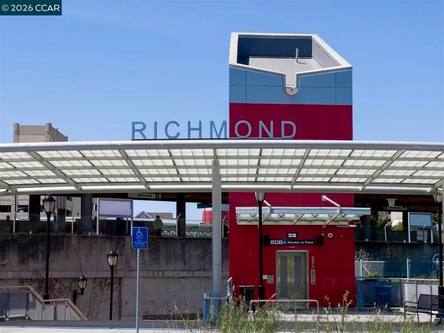 619 Commodore Dr, Richmond, CA 94804