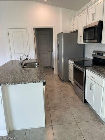 328 Jacaranda PKWY E, Cape Coral, FL 33909