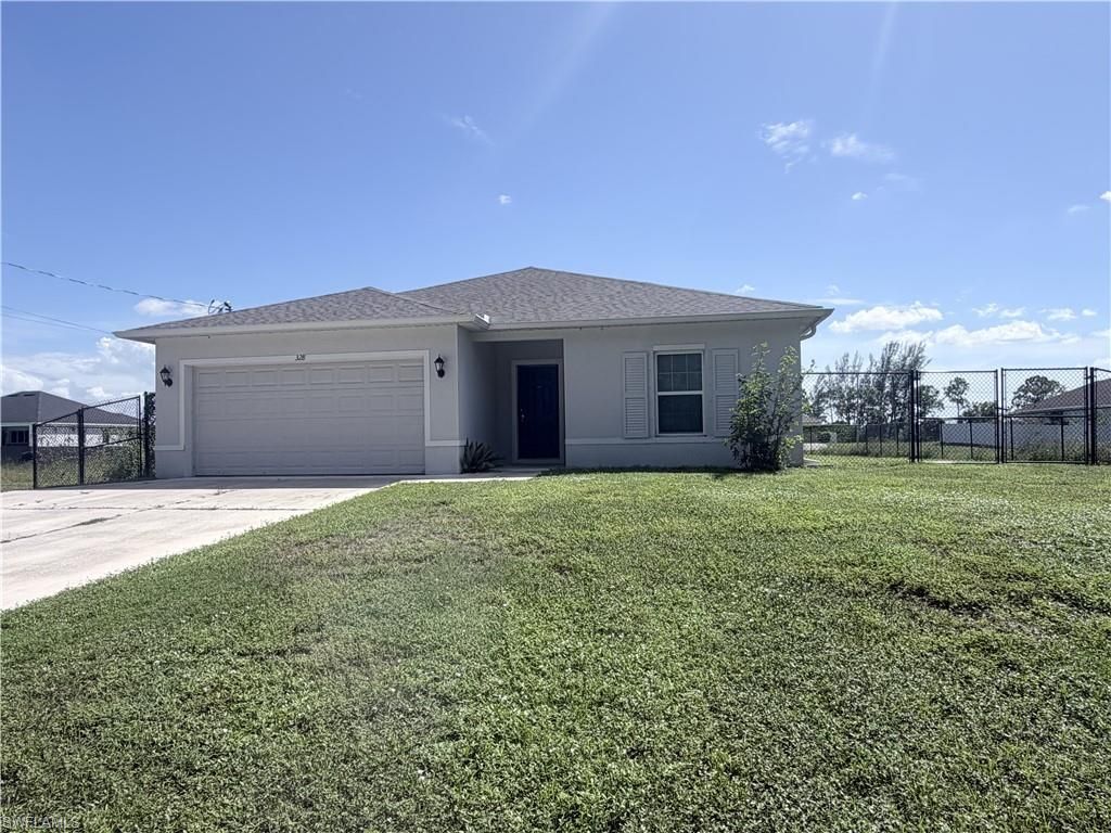 328 Jacaranda PKWY E, Cape Coral, FL 33909